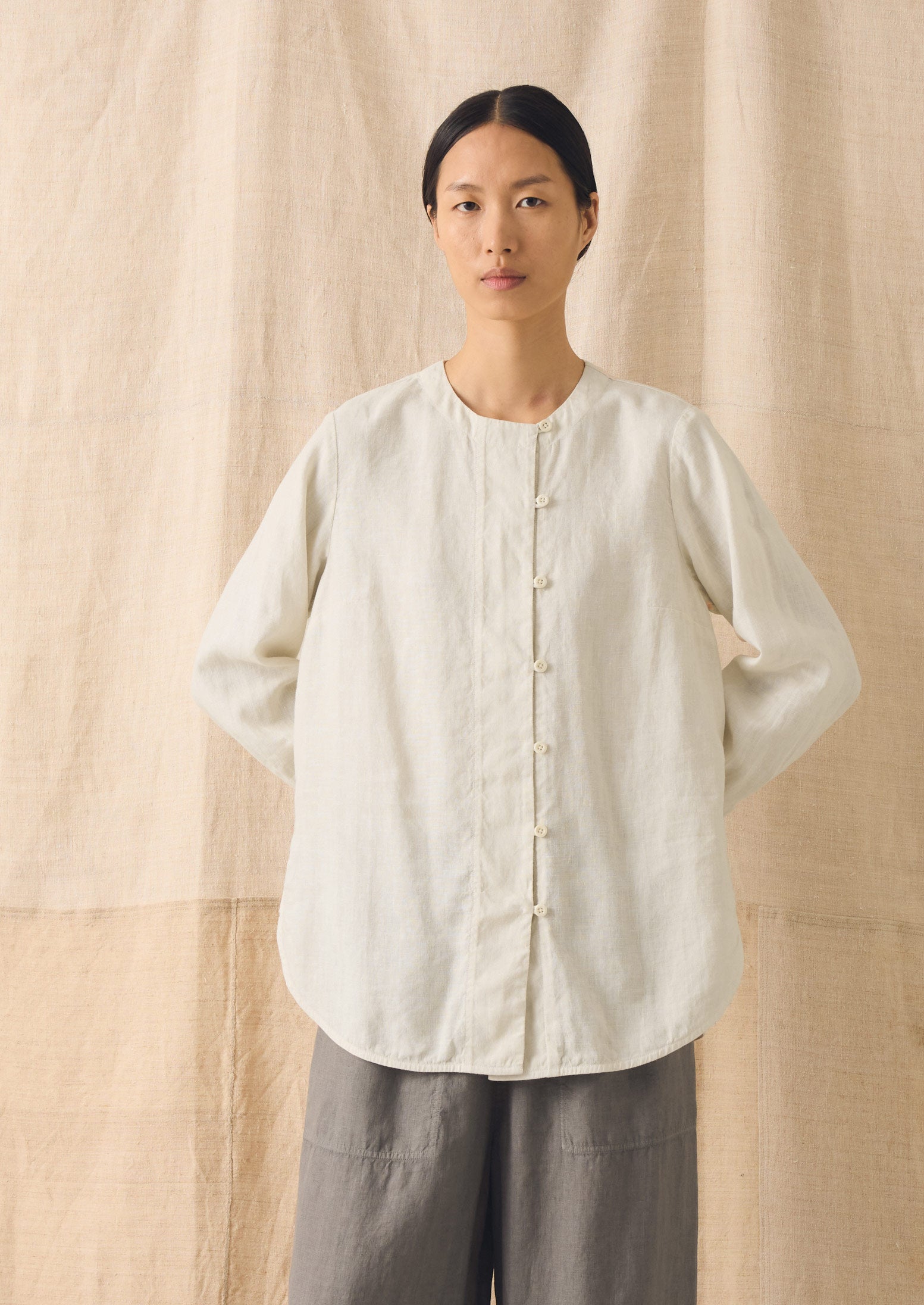 Garment Dyed Linen Chef Shirt | Oat - Image 3