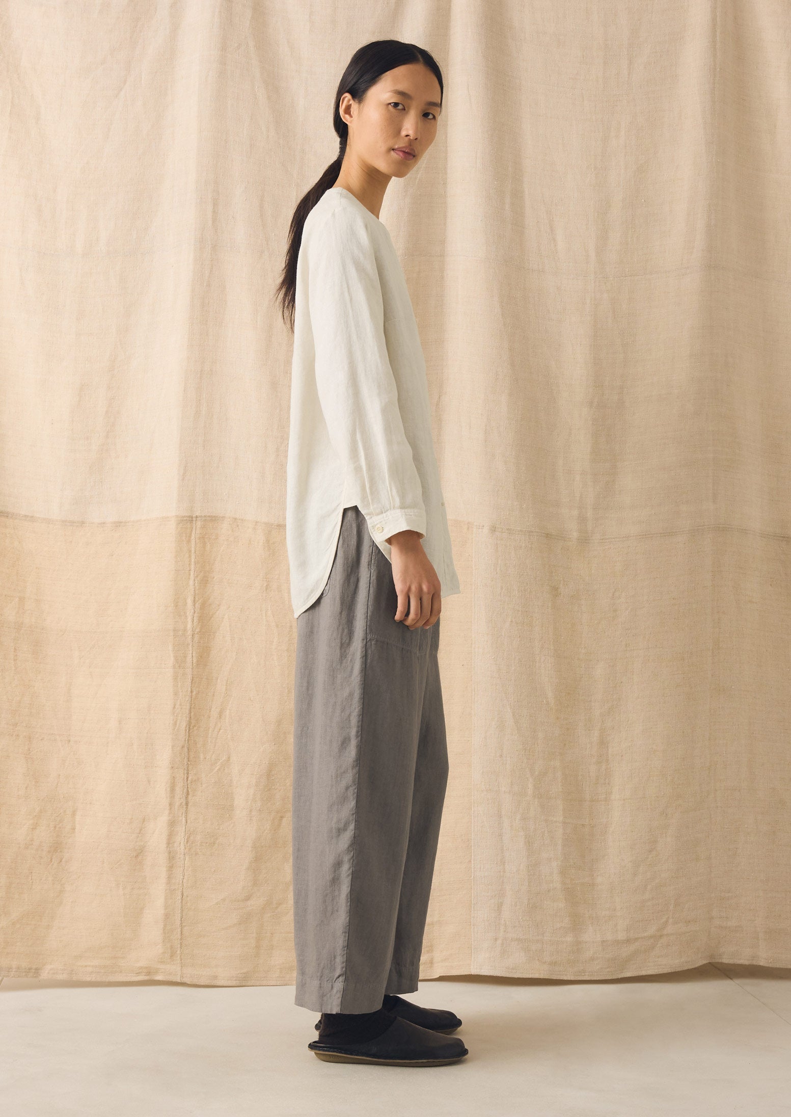 Garment Dyed Linen Chef Shirt | Oat - Image 4