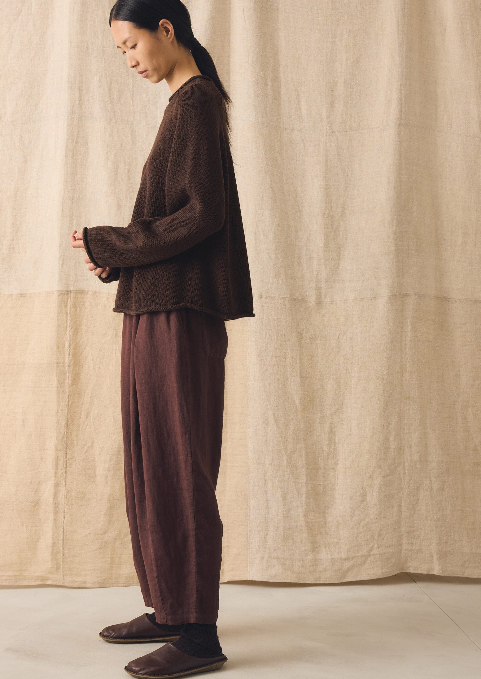 Cotton Linen Easy Sweater | Bitter Chocolate - Image 3