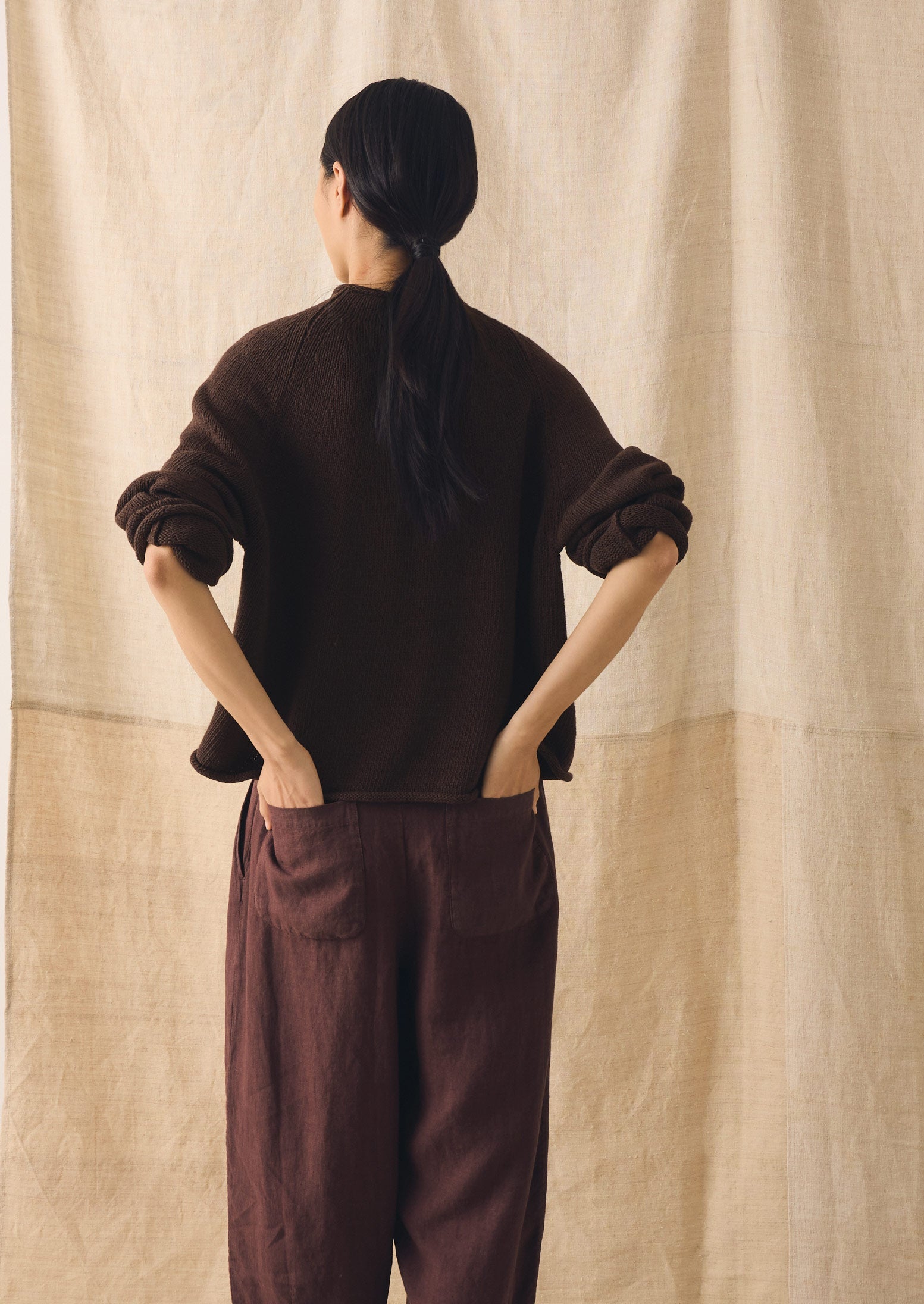 Cotton Linen Easy Sweater | Bitter Chocolate - Image 4