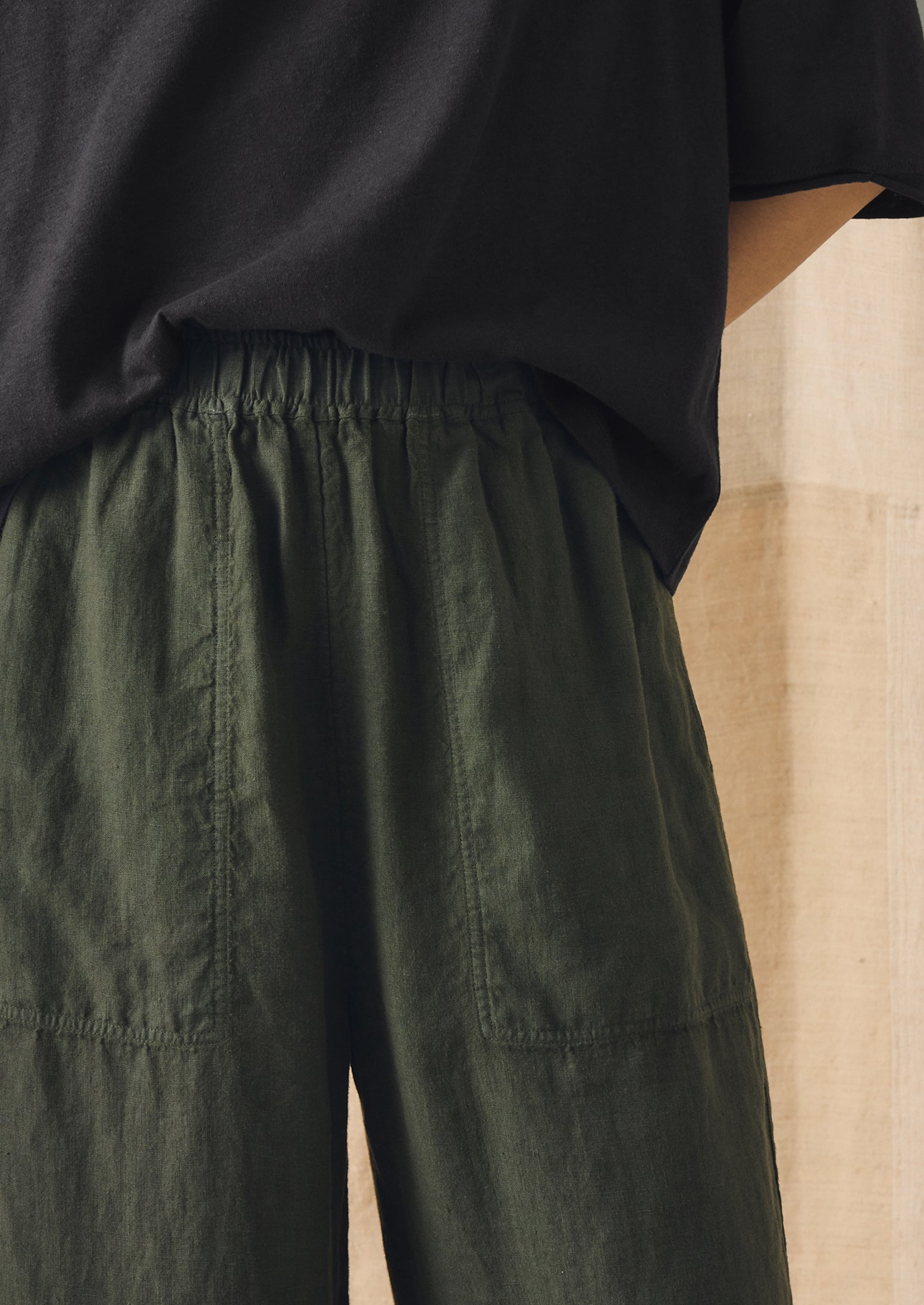 Garment Dyed Linen Barrel Leg Pants | Dark Olive - Image 3