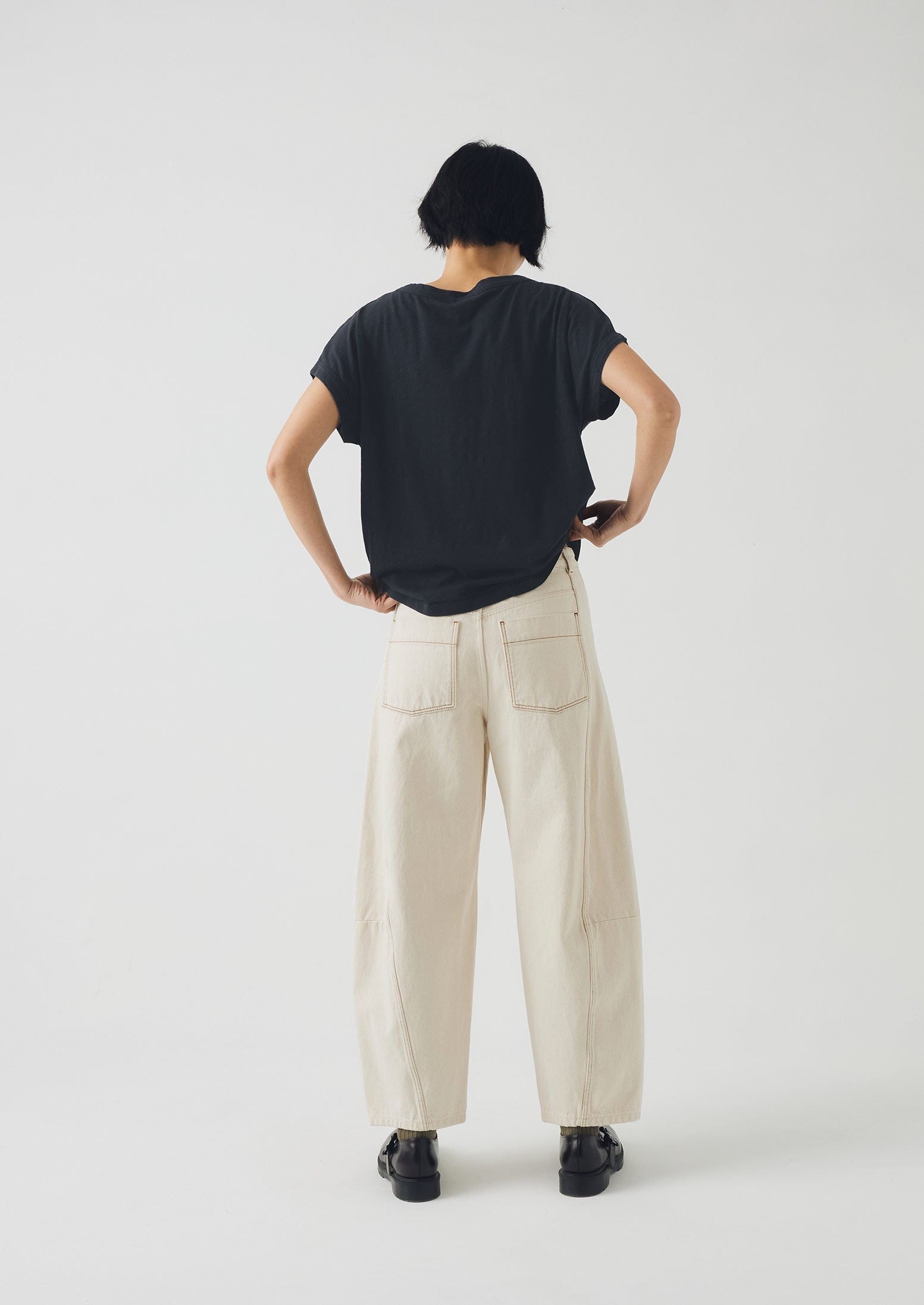 Alda Cotton Easy Tee | Coal - Image 4